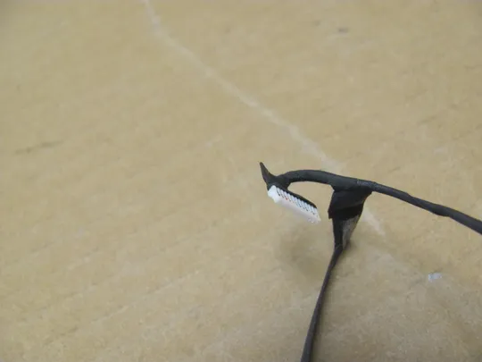 номер0943-18 шлейф кабель для підсвічування частини корпусу 04H4M8  для  Dell Alienware 17 R4 R5 оригінал З аукціону