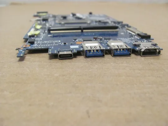 номер0946-26 материнська плата Mainboard Материнка Основна плата Системна плата Плата системи Laptop motherboard мамка ноутбучна плата 69N18DMA6B01 SRESL  Pentium 5405U  для MEDION AKOYA E17201 S17402 P17603 оригінал Продаж