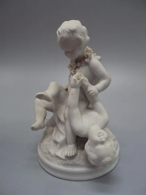Фигура фарфор Германия unterweissbach путти дети мальчики играют бьются 13,5 см под реставрацию №115 Продаж