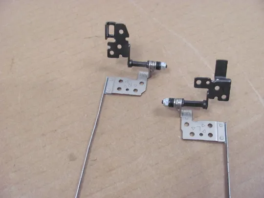 868-22 кріплення матриці з петлями 6055B0063702   для  Toshiba Dynabook SATELLITE L50-G   оригінал З аукціону