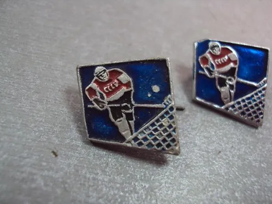 Купити знак хоккей хоккеист лот 2 шт №5190