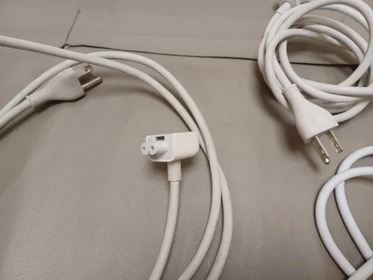 0573 МЕГА ЛОТ мережеві кабеля Продаж