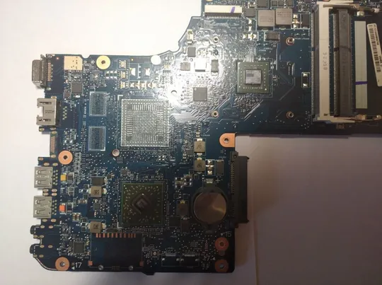Материнська плата TOSHIBA Satellite C870 (PLABX/CSABX UMA &amp; DSC REV:2.1) З аукціону