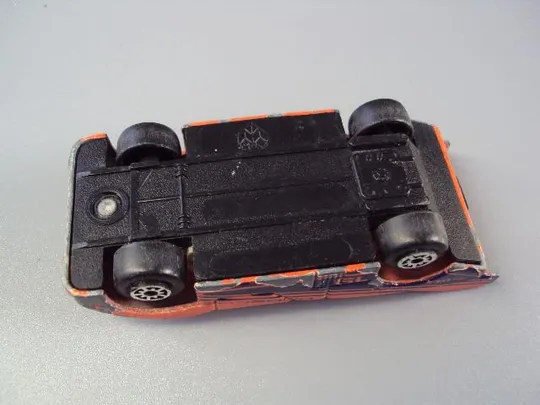 машинка формула Porsche 19 bilstein M.C. TOY размер 7,5 х 2,5 см №10842 Де купити