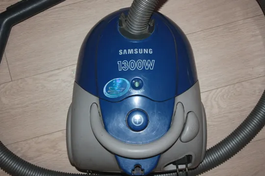 Пилосос Samsung 1300вт З аукціону