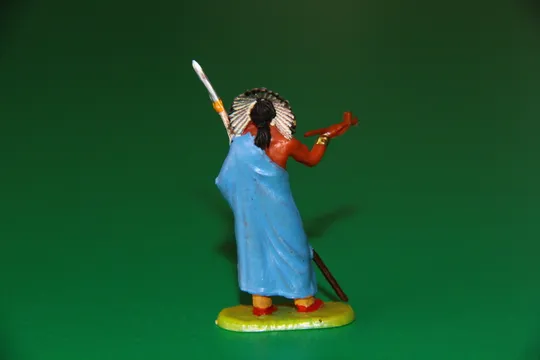 Купити ВОЖДЬ ІНДІАНЕЦЬ З ЛЮЛЬКОЮ №6808 4 индеец ELASTOLIN 40мм ФРГ