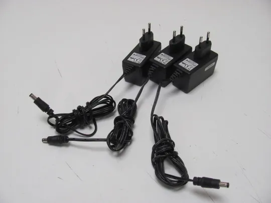 0814 адаптер живлення UMEC UP0181C-12PE 12V 1.5A  3 шт НІМЕЧЧИНА Ціна