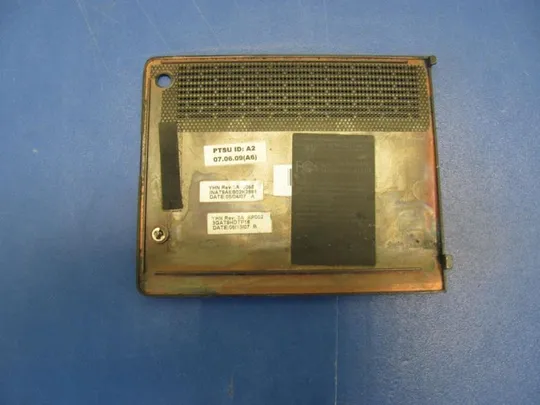 №74-11 Сервісна кришка HDD HP Pavilion DV9000, DV9500, DV9700 3GAT9HDTP16 у хорошому стані ОРИГИНАЛ З аукціону
