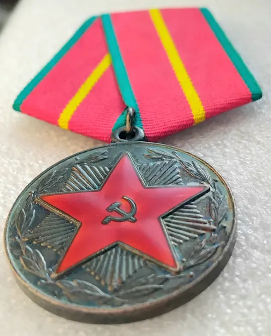 &#039;Вооружённые Силы СССР&#039;1ст. 1960г. ☝️серебро 925пр. (С доком.) Де купити