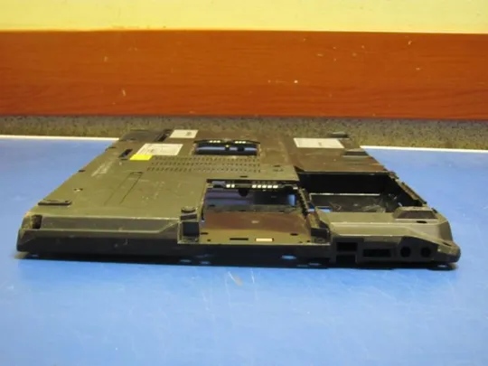 №124-17 Кришка (дно, корито, піддон) корпуса для FUJITSU CELSIUS H920 оригінал Продаж