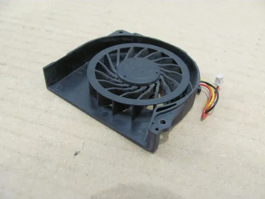 Купити 361-36 Вентилятор (кулер, FAN) CA49600-0241 для FUJITSU S760 E751 E752 T731 A572 AH550 AH551 AH701 TH700 E780 T730 T900 T901 оригінал