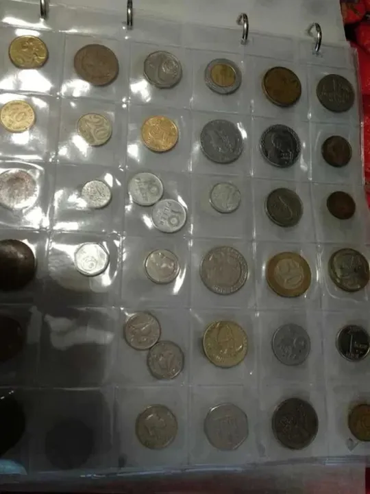 Альбом монет. Монети з 80 країн Де купити