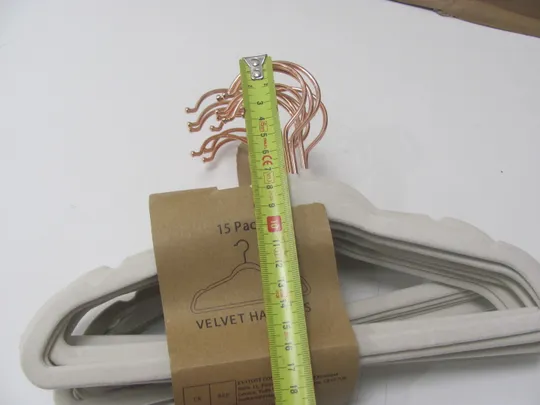 Оксамитова вішалка Badgley Mischka проти ковзання комплект 15шт (14) Де купити