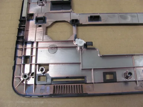 771-18 Кришка дно піддон корпуса 01GC28 AP1AS000300 для  DELL Inspiron 17 5755 5758 5759  оригінал З аукціону