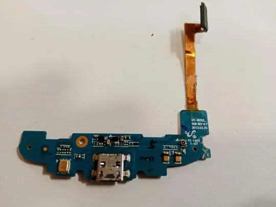 Samsung GT-I8262 нижняя плата GT-i8262_sub rev 0.7 2013.03.25 Ціна