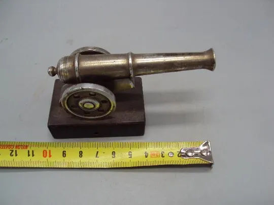 Фигура металл статуэтка пушка на подставке высота 5,7 см, длина 10 см №14007 З аукціону