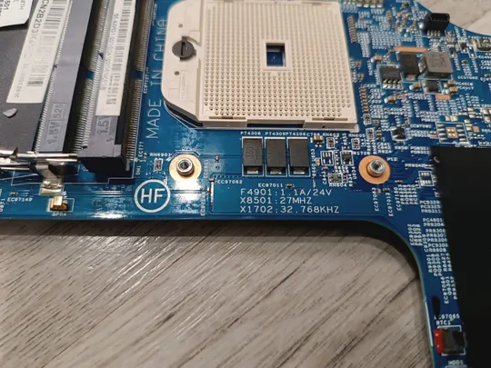 Купити Материнська плата для ноутбука HP DV6-7000  (F4901:1.1A/24V X8501:27Mhz)