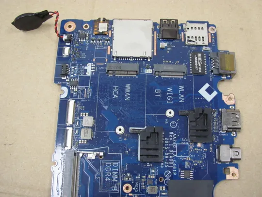 594-4  материнська плата РОБОЧА AAZ60 LA-C461P SR2F1 i7-6600U  для Dell Latitude E7470  7470 оригінал Недорого