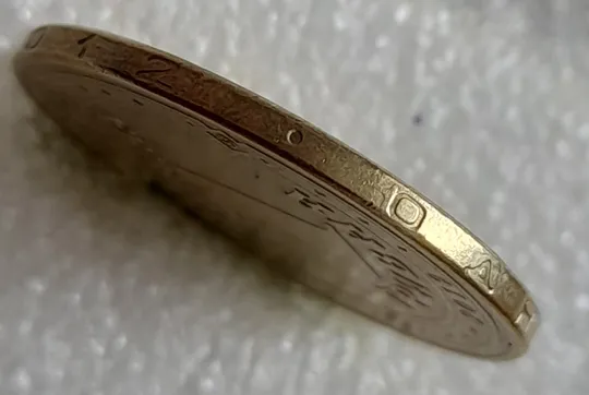 (4728) 1 гривня 2012 цікавий брак на гурті (1 гривна 2012 брак) З аукціону