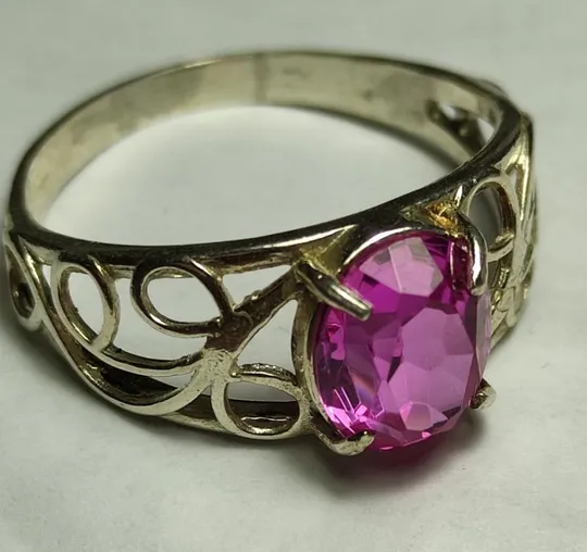 Кольцо серебро 925 проба с розовым камнем. Размер 21 gn825 Ціна