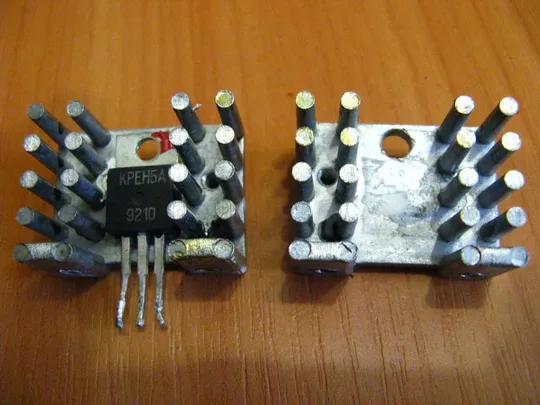 Радіатор (13) для ТРАНЗИСТОРІВ типу КТ814  ПАРА З аукціону