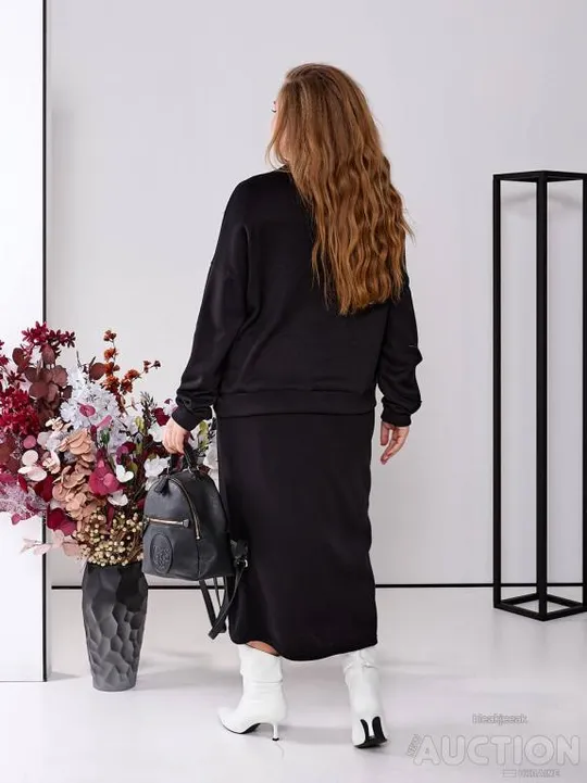 Купити Жіночий костюм з ангори зі спідницею колір чорний