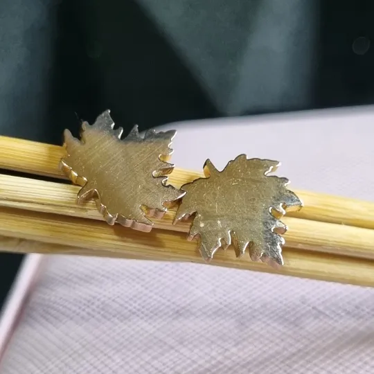 Сережки "Кленовий лист" Характеристики