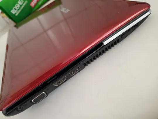 Нетбук Asus Eee 1215B 12.1" AMD 1,65GHz/4Gb/160Gb/Wi-Fi АКБ 4 години Характеристики