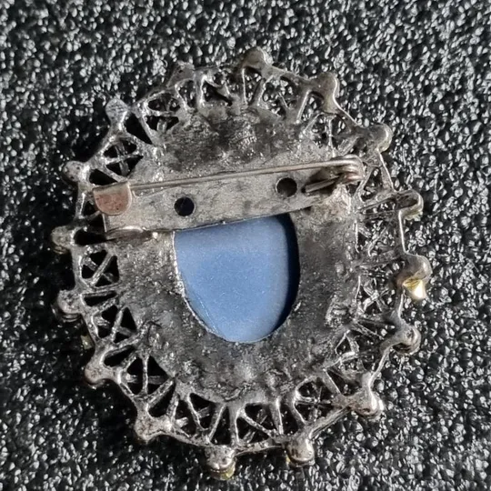 Брошь камея у вінтажному стилі Продаж