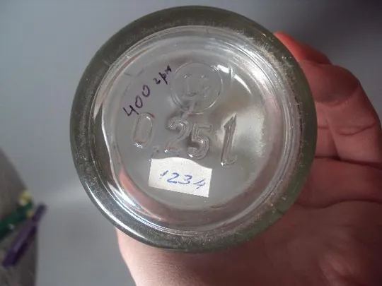 бутылка otto schroder wilhelmshaven unverkauelich с фарфоровой пробкой высота 20 см 0,25 л (№ 1234) Інтернет-аукціон