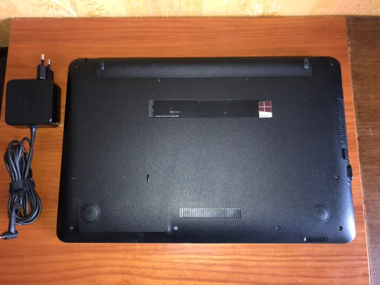 Купити Ноутбук Asus X541SC N3710/4gb DDR4/SSD 120GB/Intel HD+GF810M 4 години