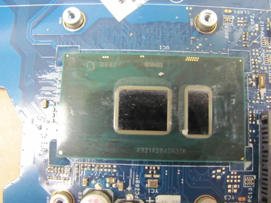 номер0928-10 материнська плата EPK50 LA-G07DP  L49974-601 SR3TK i3-7020U  для HP 15-DA  оригінал в Україні