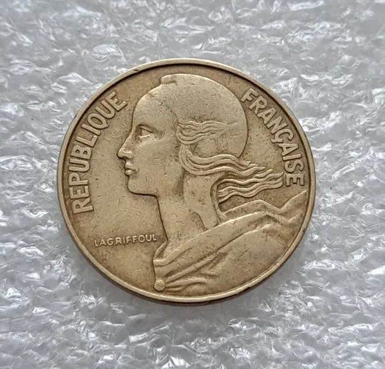 Купити (5669) 20 сантимів 1967 Франція (20 сантимов Франция)