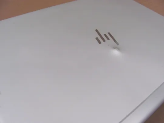 792-5 кришка матриці 6070b1209101 l15501-001  для  HP Elitebook 745 840 G5 G6 оригінал З аукціону