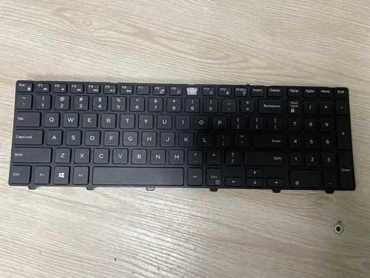 0119 Клавиатура для ноутбука DELL Vostro 15- 3559 3565 3568 5568 SN8234 Ціна