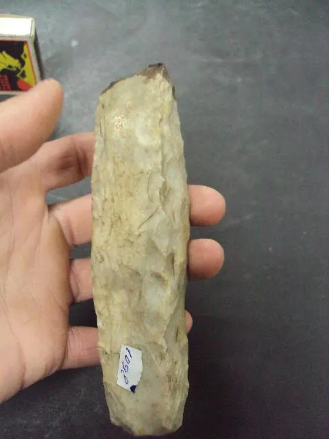 топор археология №1098 З аукціону