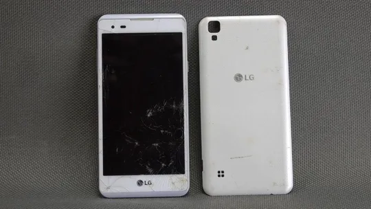 LG Tribute HD #2 оригинальный смартфон LG-LS676 16Gb экран 5.0&quot; HD IPS 720 x 1280 LCD З аукціону