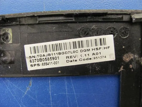 номер0117-5 рамка для матриці 6070B0585901 685411-001 для HP ELITEBOOK 2570P оригінал Де купити