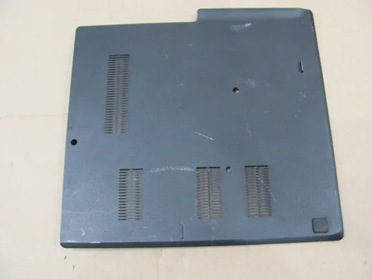 64-43 сервісна кришка 13N0-BNA1U01  для Medion Akoya E7226T оригінал Ціна