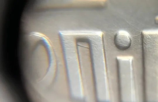 (5816) 10 копійок 2022 царапина штемпеля в "ПІЙ" слова "КОПІЙОК" на реверсі (10 копеек 2022 брак) Де купити