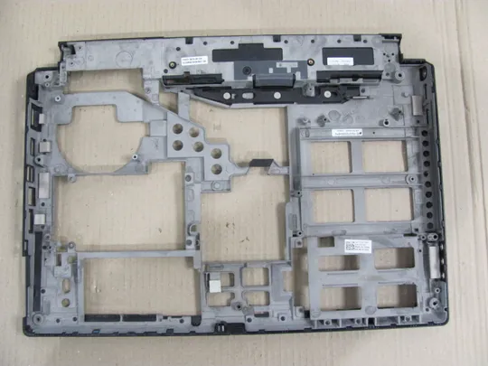 Купити номер0147-5  Кришка, дно, піддон корпуса 0T710G   для Dell Studio 1735 1737 PP31L оригінал