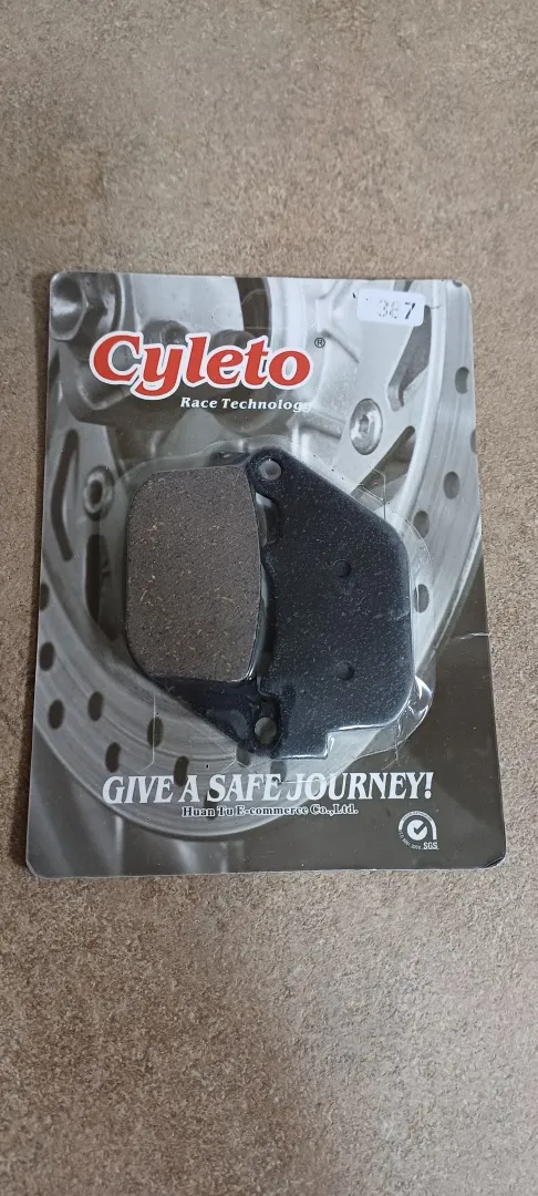 Гальмівні колодки Cyleto передні та задні для XL 883 Sportster,XL 1200C Sportster. З аукціону