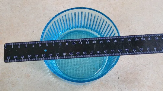 Ваза ємкість цукерниця стара радянська бірюзове блакитне кольорове скло Вживане Ф 12,1 см #3 Продаж