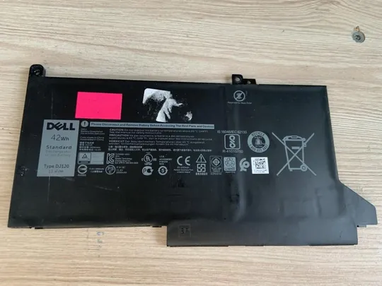 59 DELL DJ1J0  Износ: 88% DELL Latitude 12 7000, 7280, 7290, 7380, 7390, 7480, 7490 Ціна