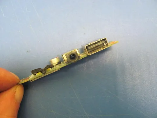 №100-23 Роз&#039;єм audio, USB DAY11ATB6G0 для HP Pavilion 17 оригінал Інтернет-аукціон