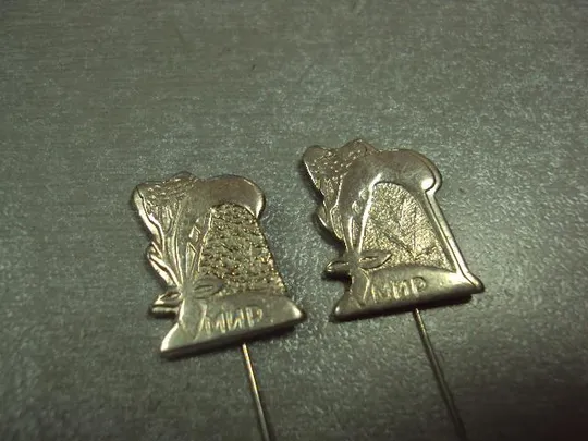 Купити знак охрана природы мир олень два типа лот 2 шт №5101