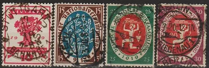 фото, 1919 - Німеччина - Національна асамблея Mi.107-110  _9,0 €