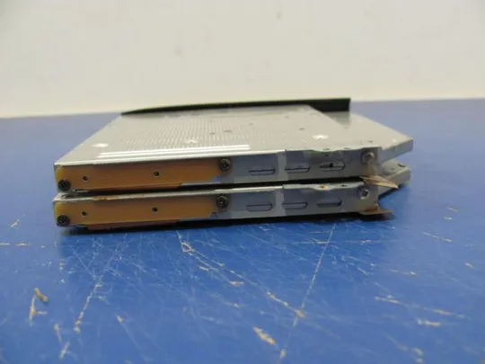 №241-9 DVD-привод TS-U633 UJ8E2 для TOSHIBA TECRA R840 R845 оригінал Де купити