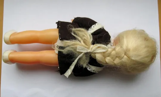 Лялька - школярка-першокласниця = Кукла - школьница-первоклассница = іграшка СРСР Продаж