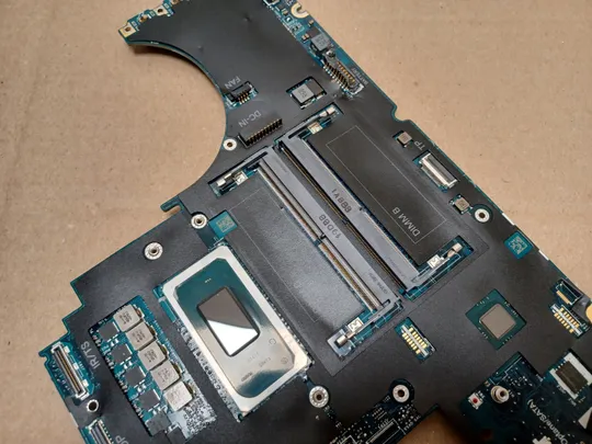 номер1060-39 материнська плата  GDB55 LA-K621P i7-11800H SRKT3 для Dell Precision 7560 Mainboard Материнка Основна плата Системна плата Плата системи Laptop motherboard мамка ноутбучна плата оригінал Продаж